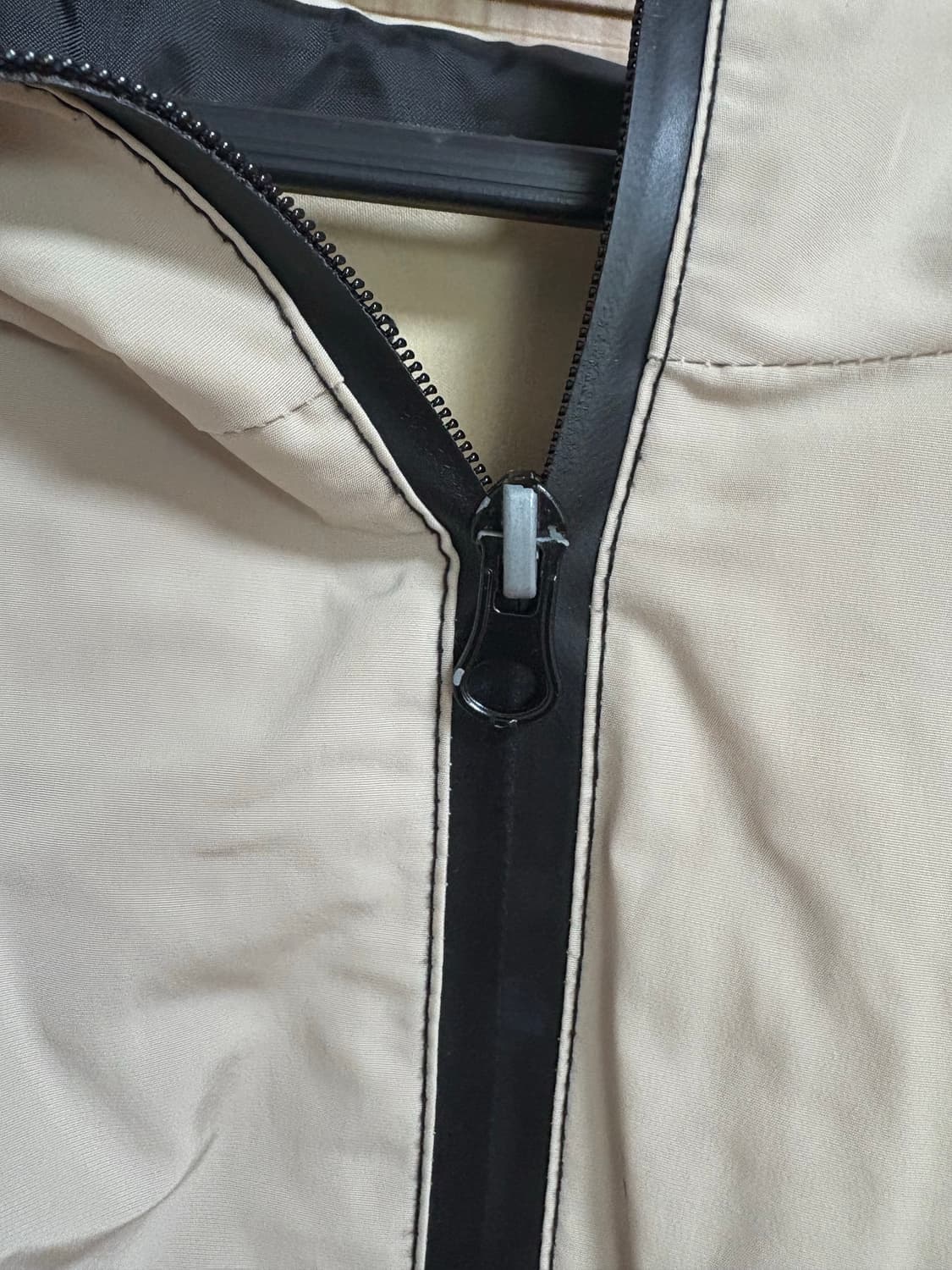 마뗑킴 바람막이 베이지 상품이미지3