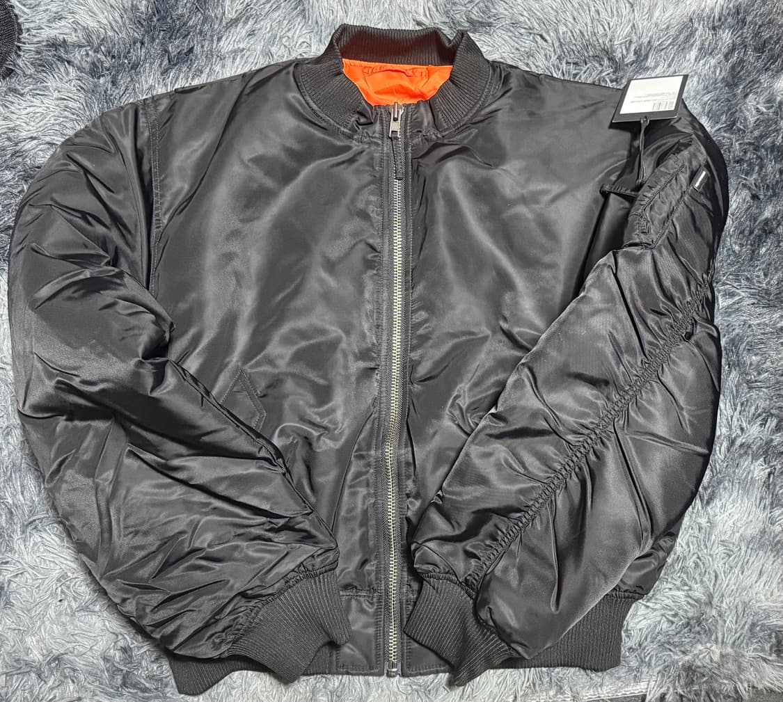 고샤 루브친스키 봄버 블랙 M 상품이미지1