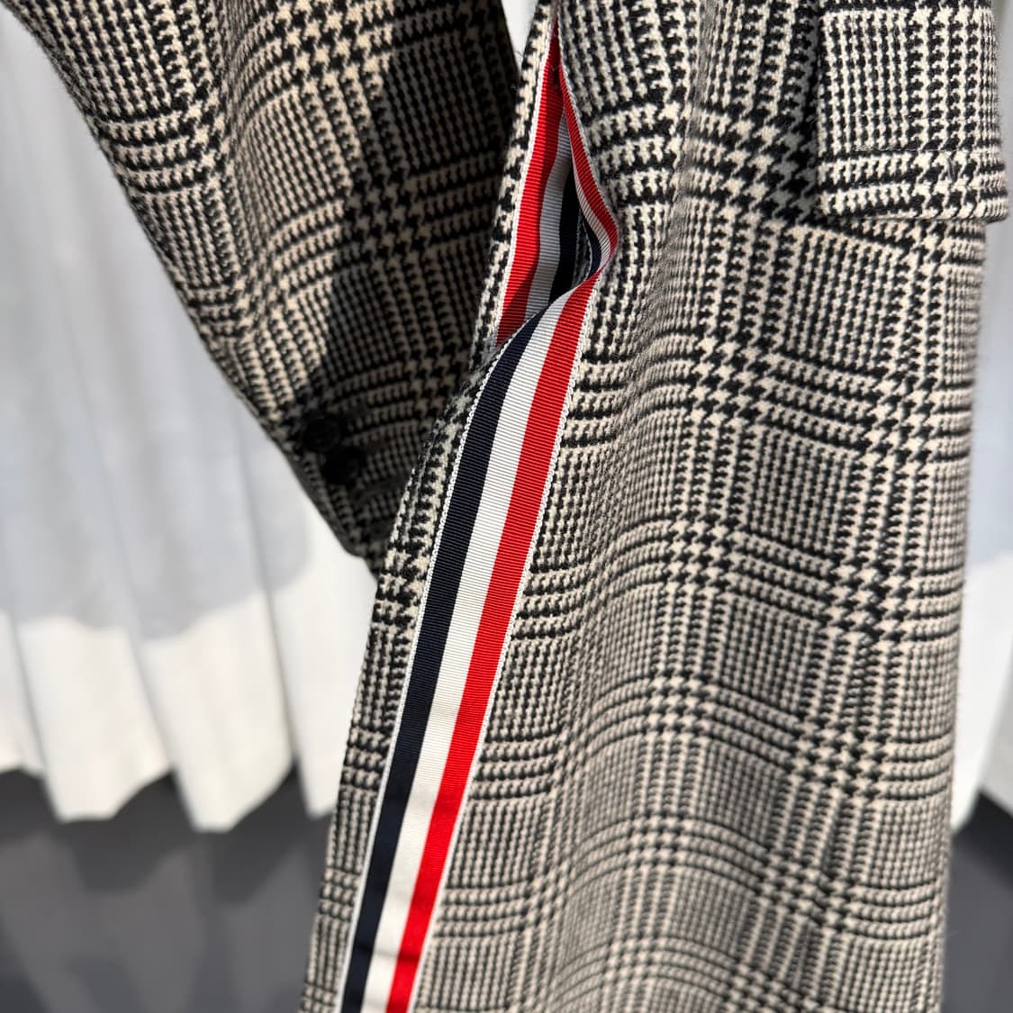 (2) 톰브라운 펀믹스 글렌 하운드투스 RWB 울 코트 상품이미지6