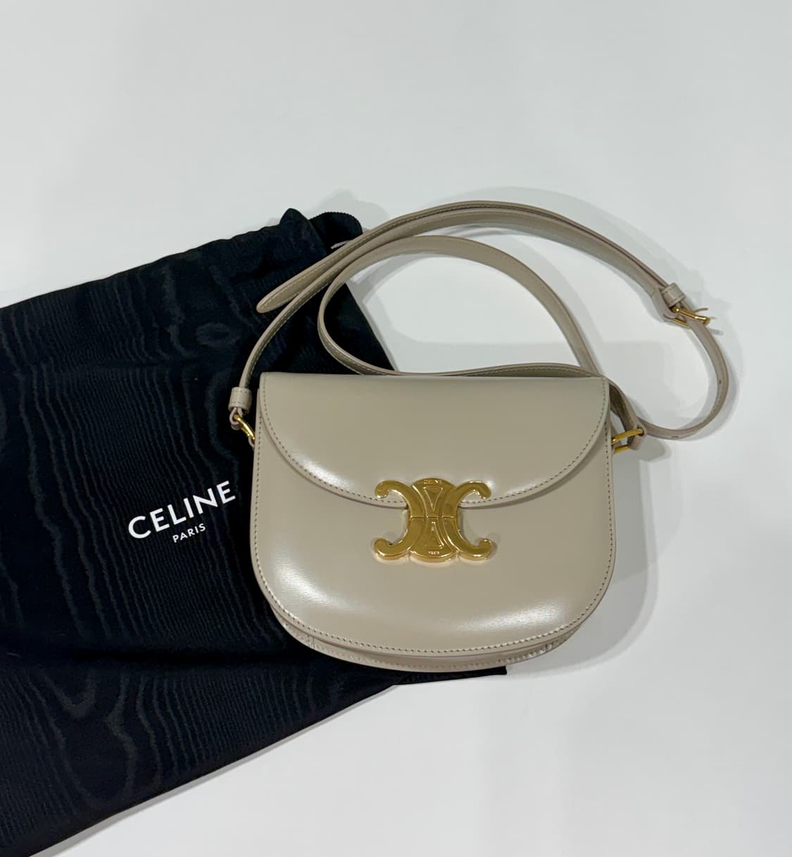 셀린느 베사체 트렌치컬러 상품이미지1