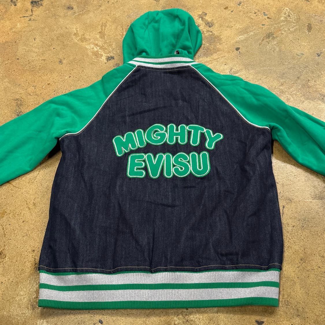 에비수 올드스쿨 배색 그린 데님 바시티 자켓 상품이미지4