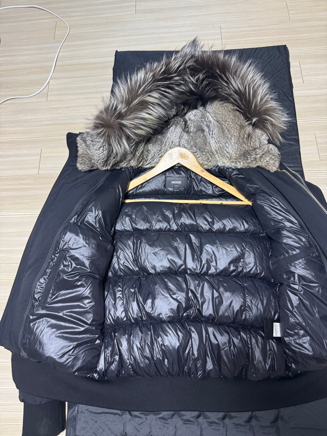 맥케이지딕슨42사이즈 실버퍼 상품이미지3