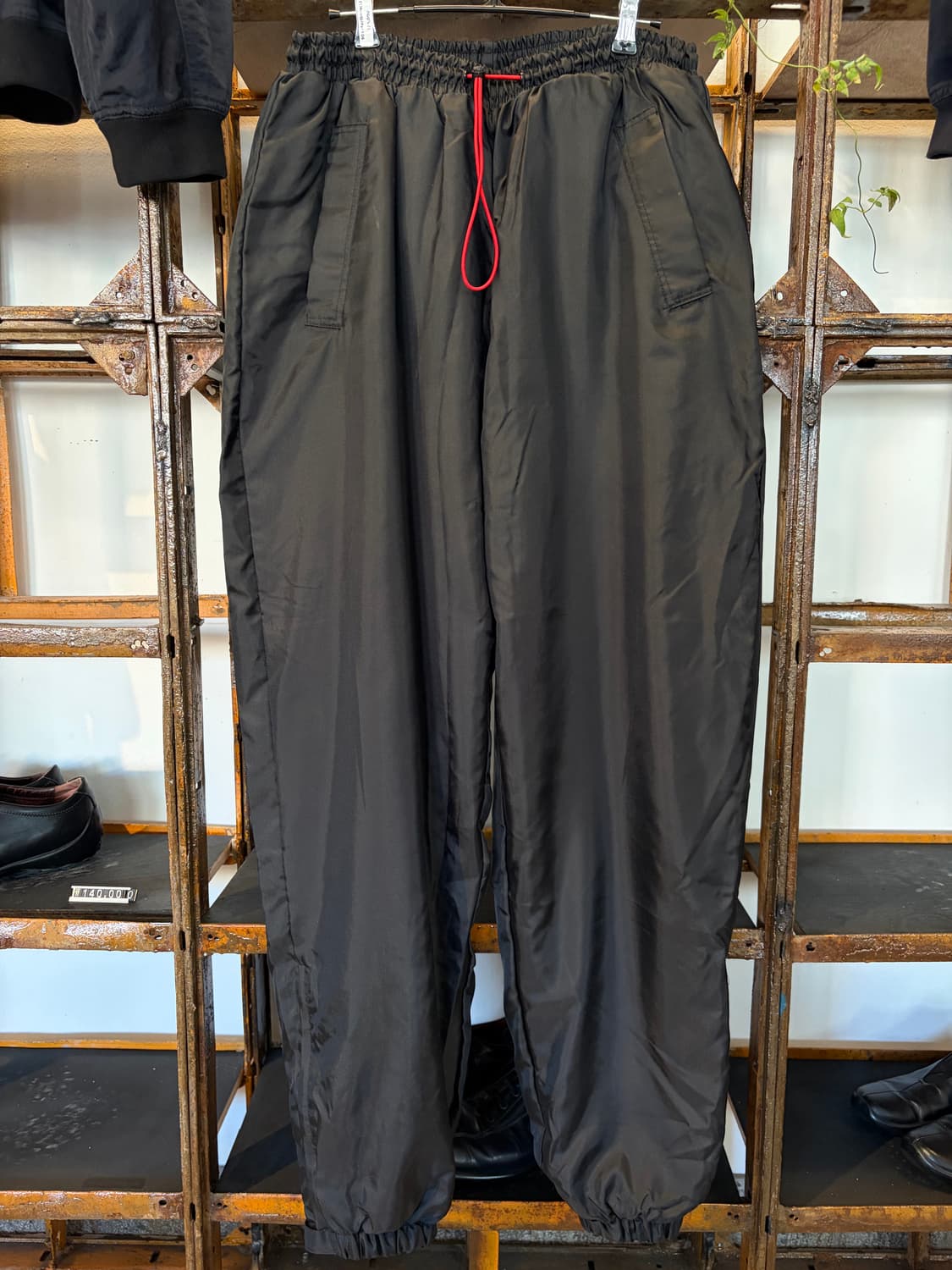 90s Marlboro fleece lined nylon pants 상품이미지6