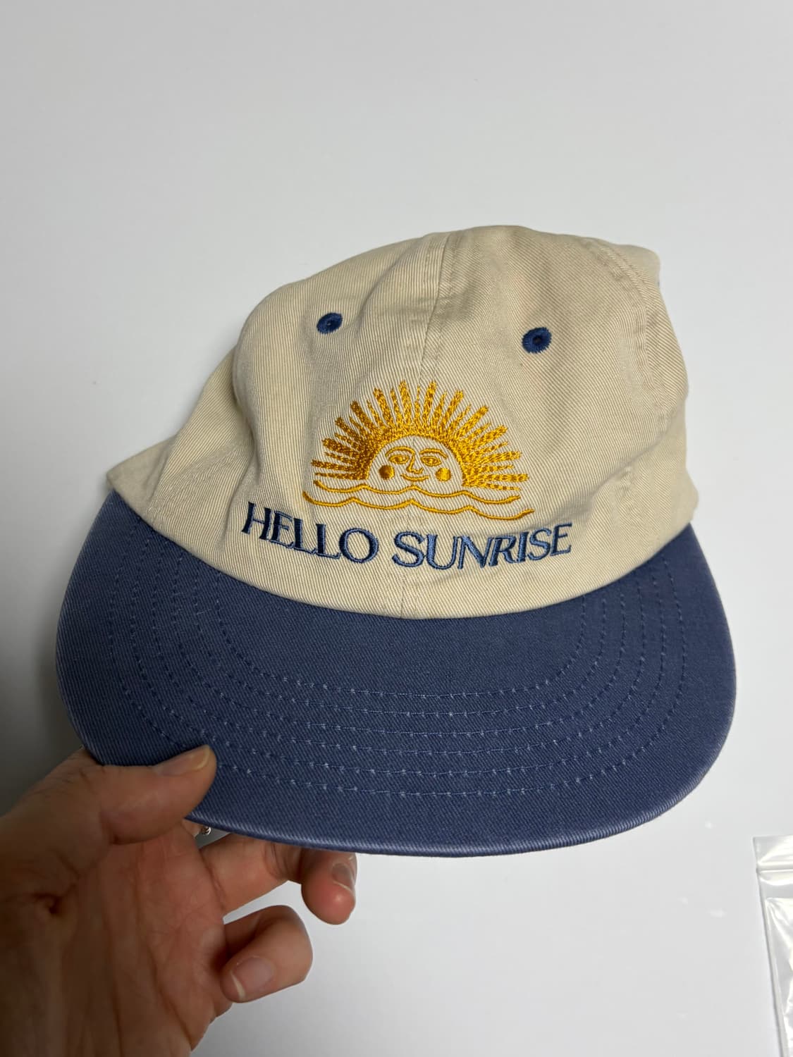 헬로선라이즈 투톤 로고캡 일자챙 모자 상품이미지4