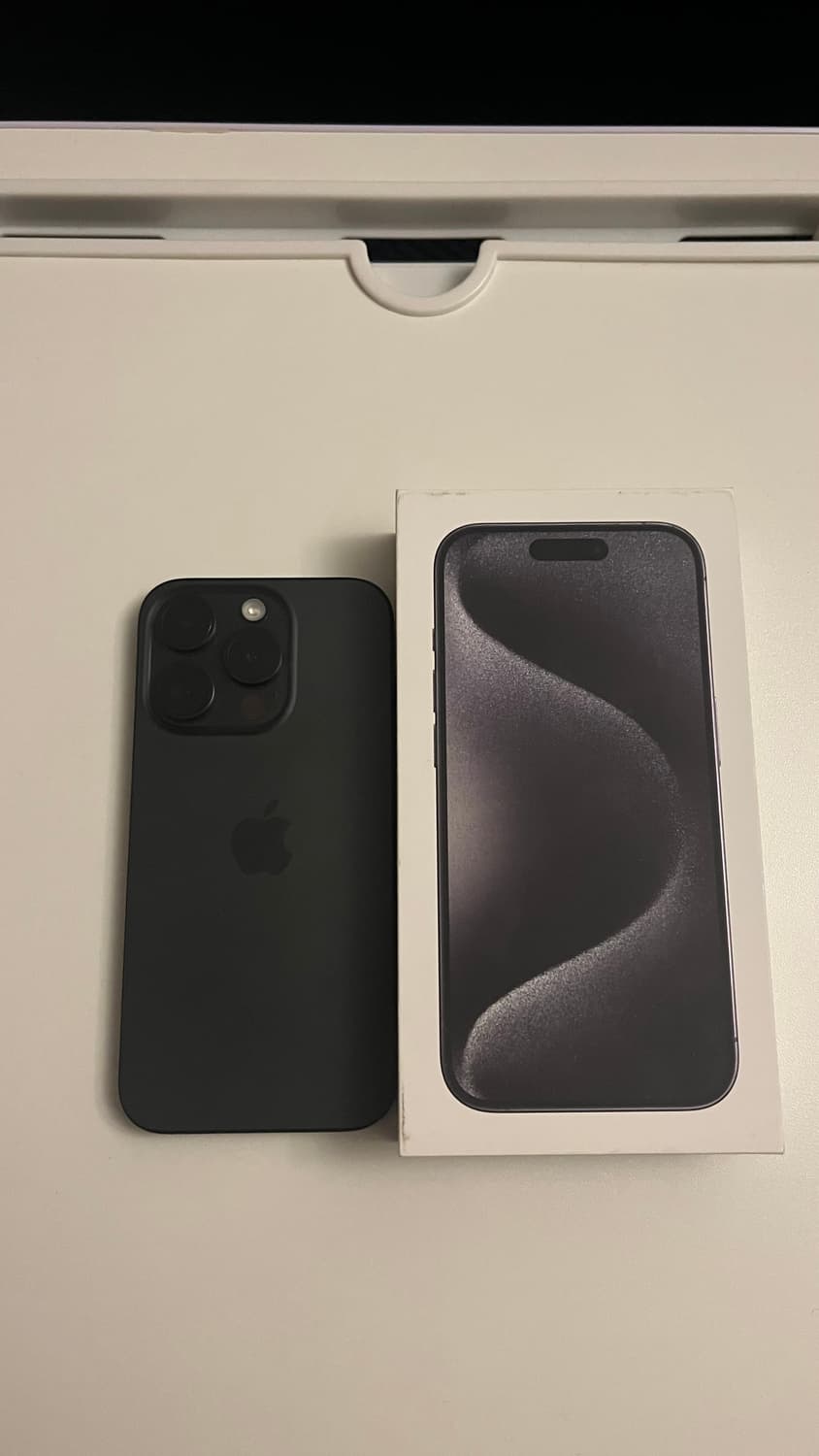 아이폰15프로 블랙티타늄 256 상품이미지1