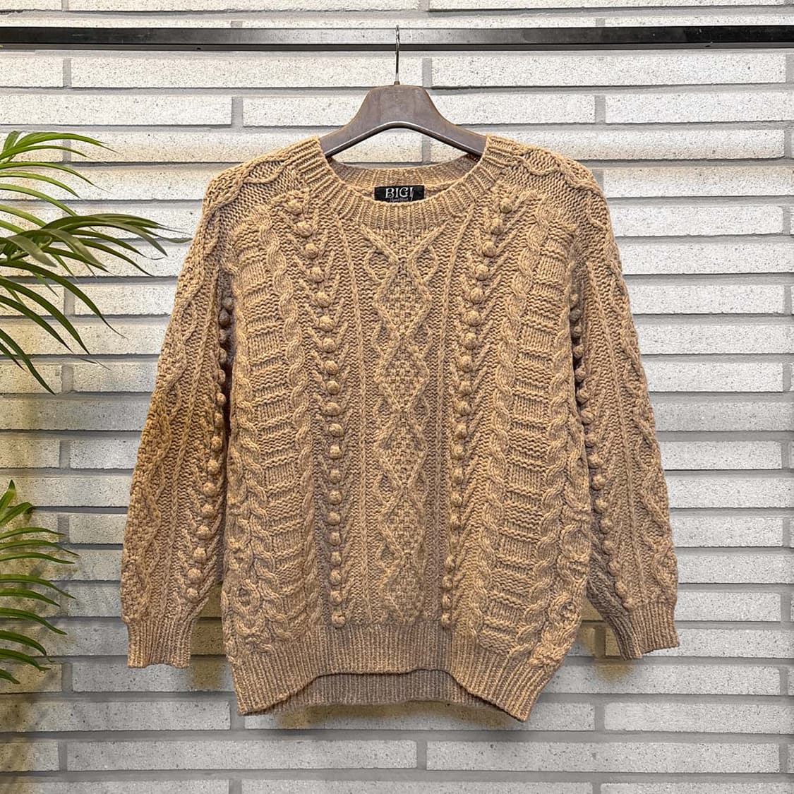 JPN VINTAGE 케이블 니트 스웨터 폼폼 디테일 베이지 상품이미지2