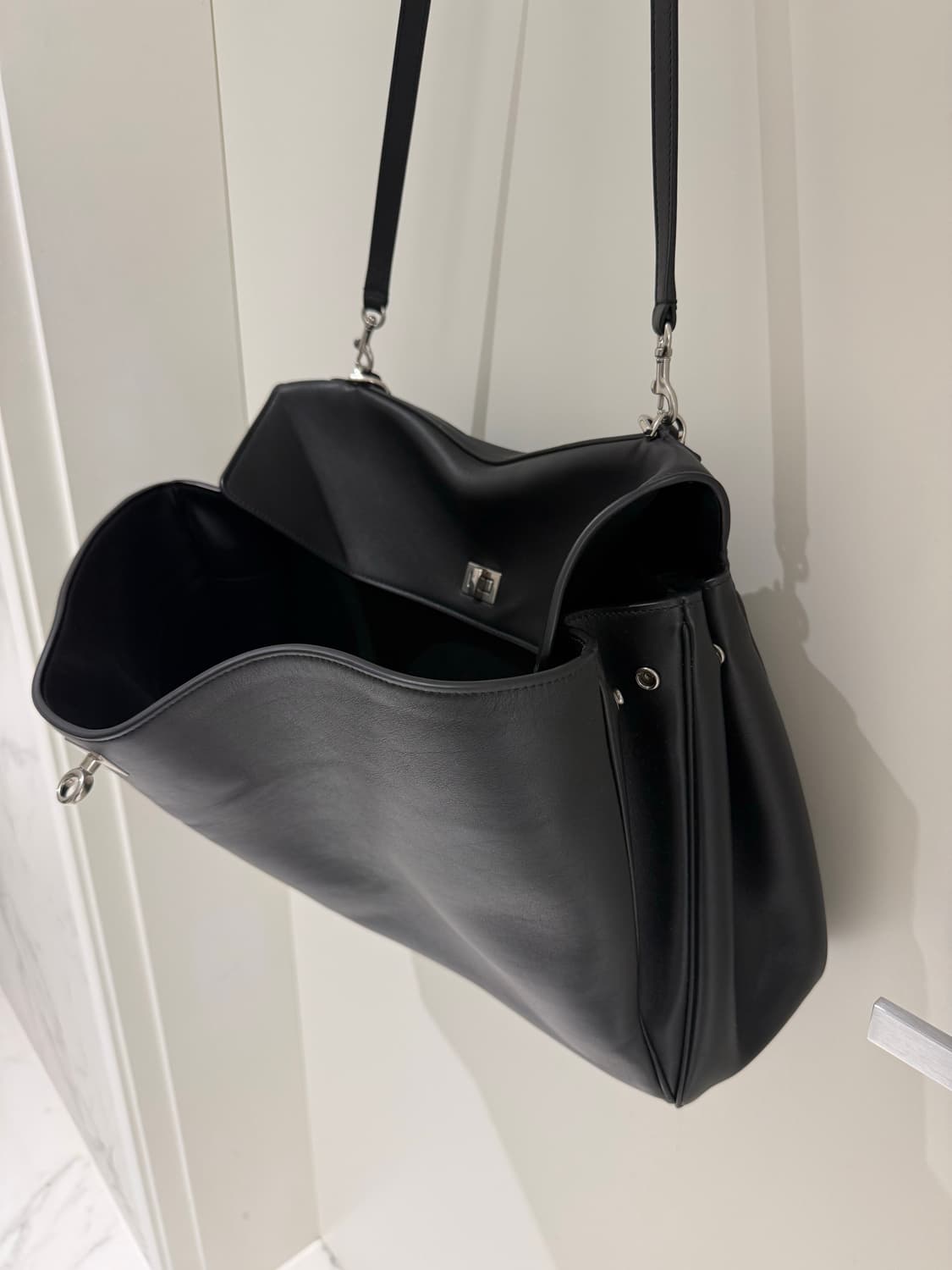 발렌시아가 로데오 은장 라지 상품이미지3