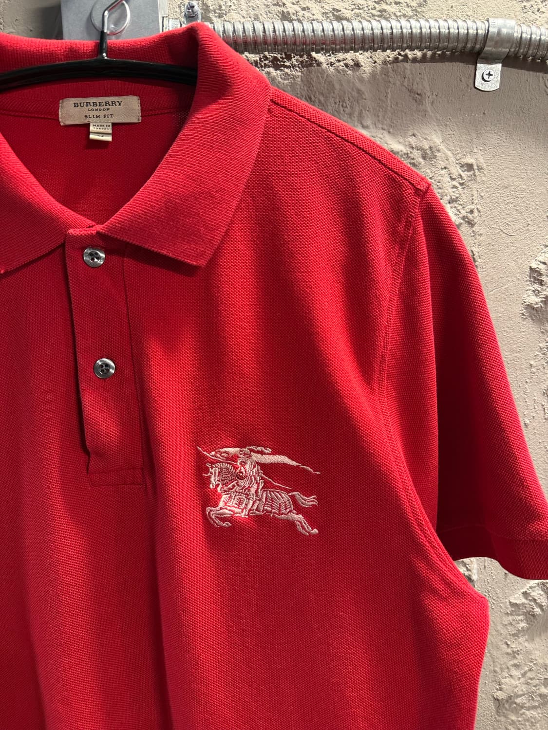 M 버버리 BURBERRY 슬림핏 빅 로고 자수 PK 반팔 레드 상품이미지3