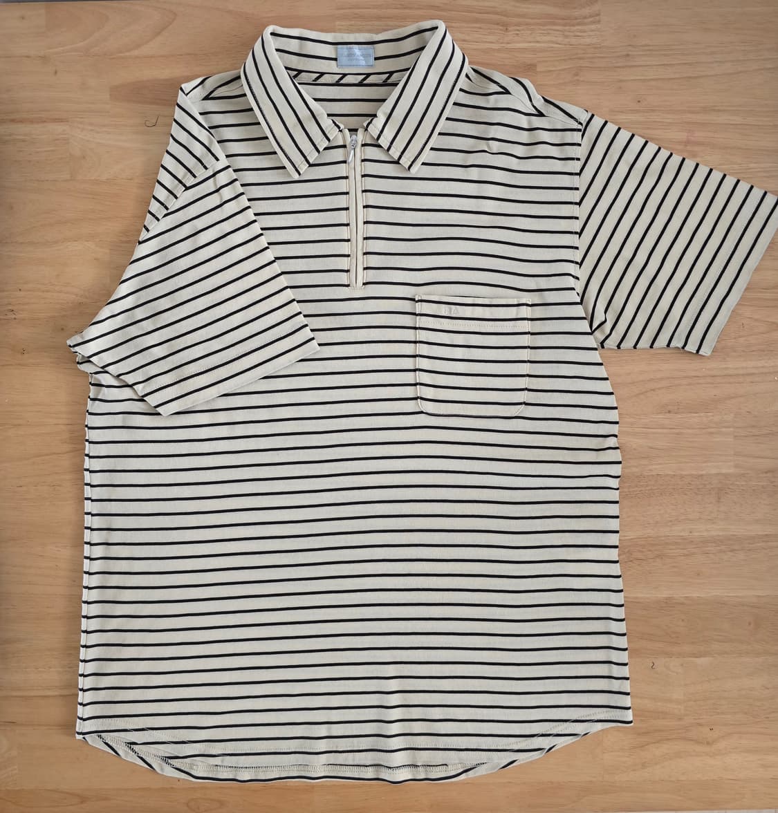 HARDY AMIES BOUTIQUE 스트라이프 집업 카라 티셔츠 상품이미지1