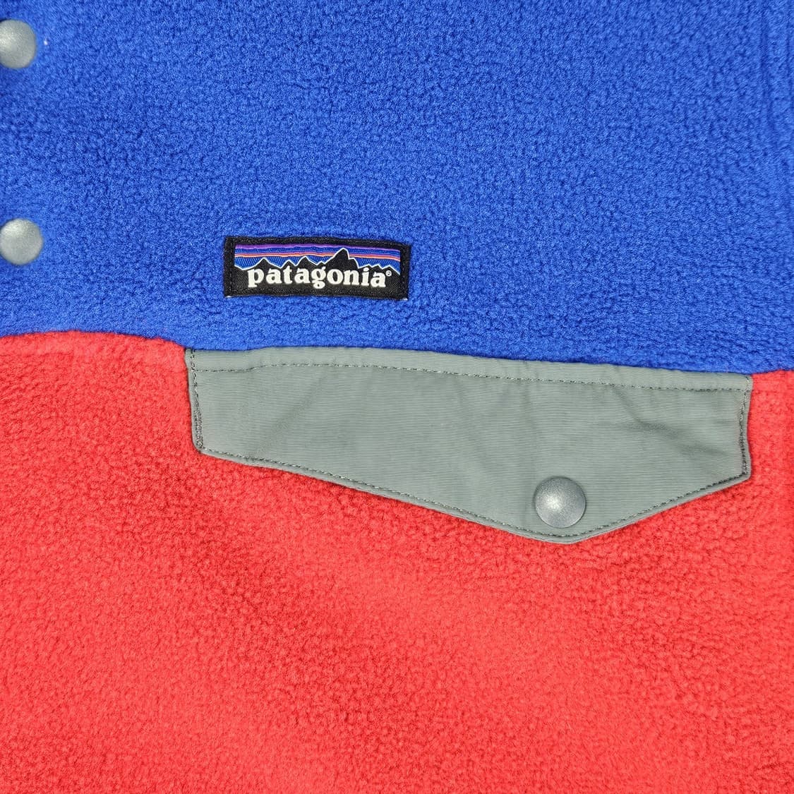 23FW 파타고니아 신칠라 스냅-T 블루/레드/그레이 상품이미지3