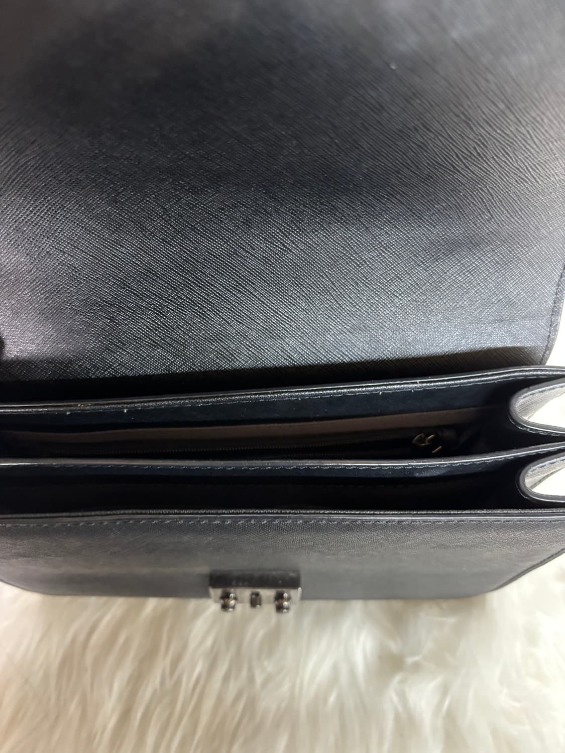 러브캣(LOVCAT)베이직 46 사피아노 소가죽 토트백 크로스백 상품이미지4