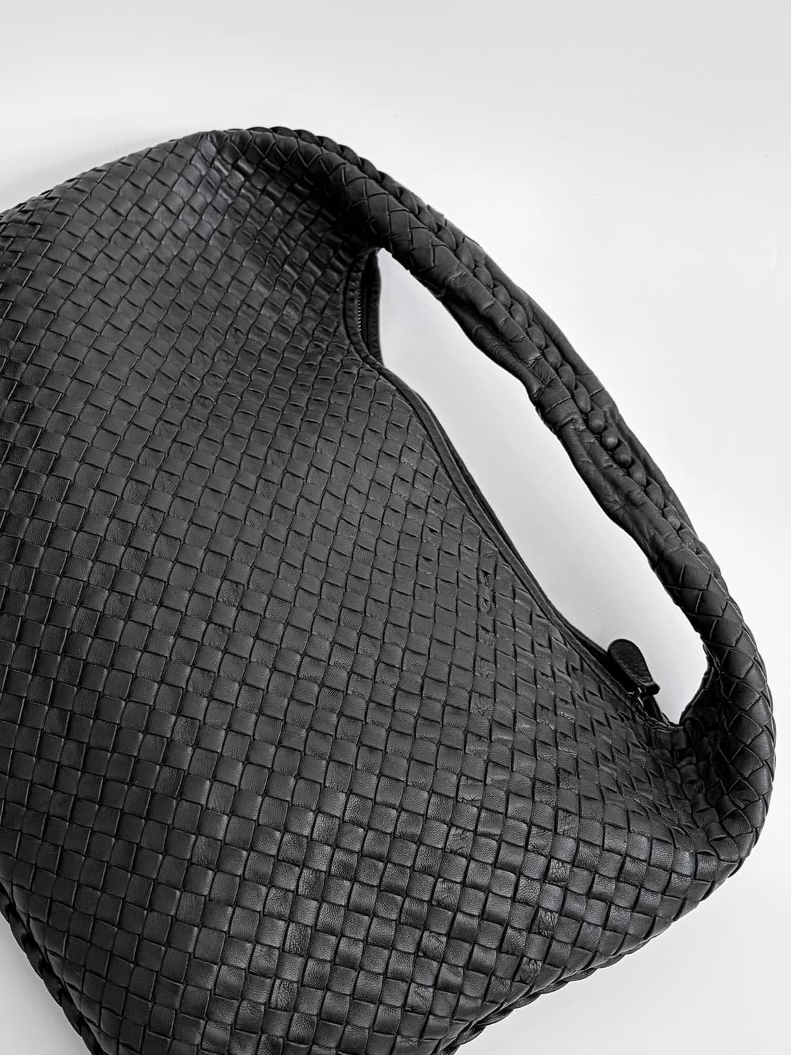 보테가베네타 인트레치아토 호보백 라지 판매합니다. 상품이미지2