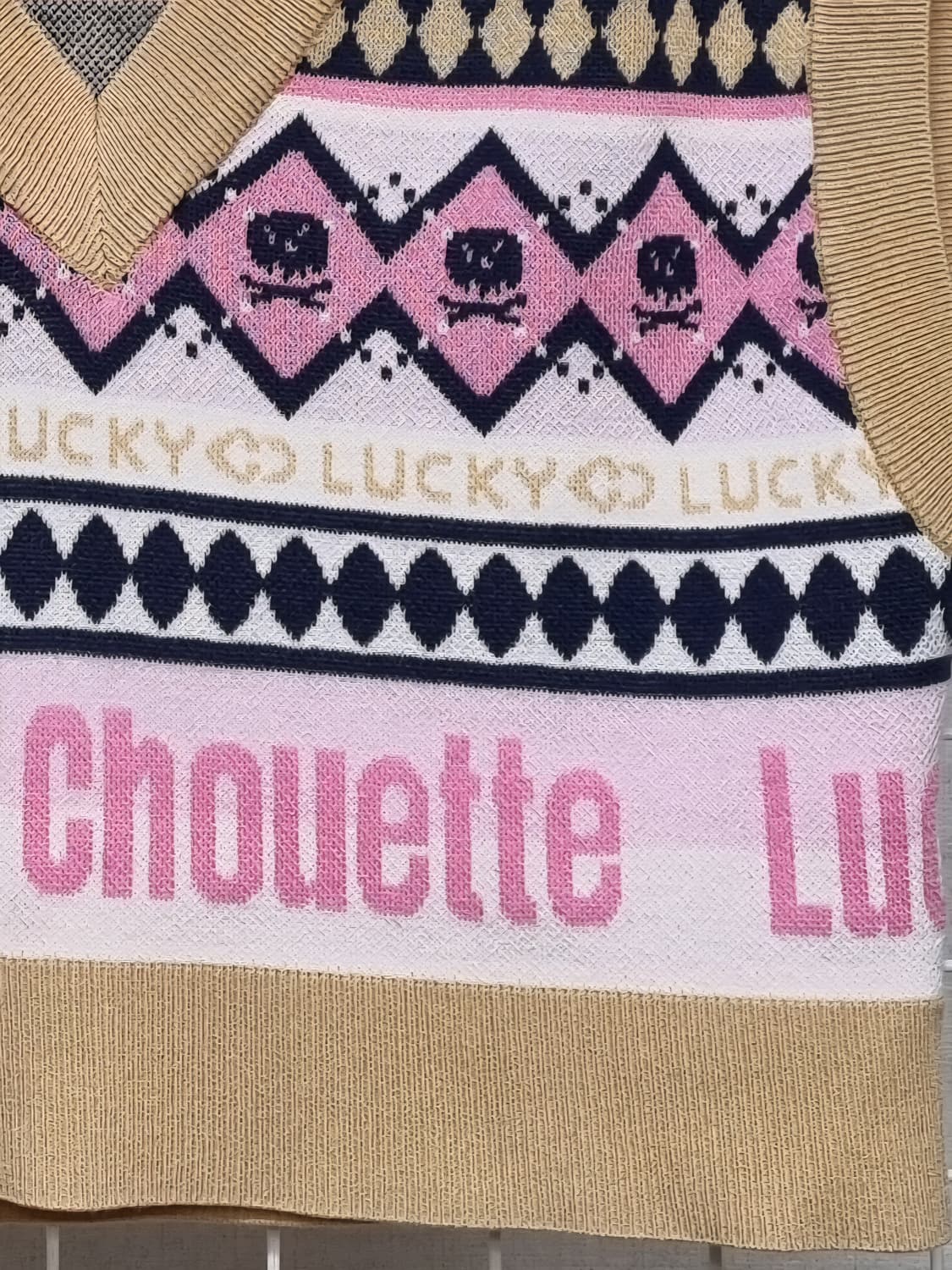 (택포) 럭키슈에뜨 크롭 한소희 니트조끼  니트베스트 (새상품급) 상품이미지4