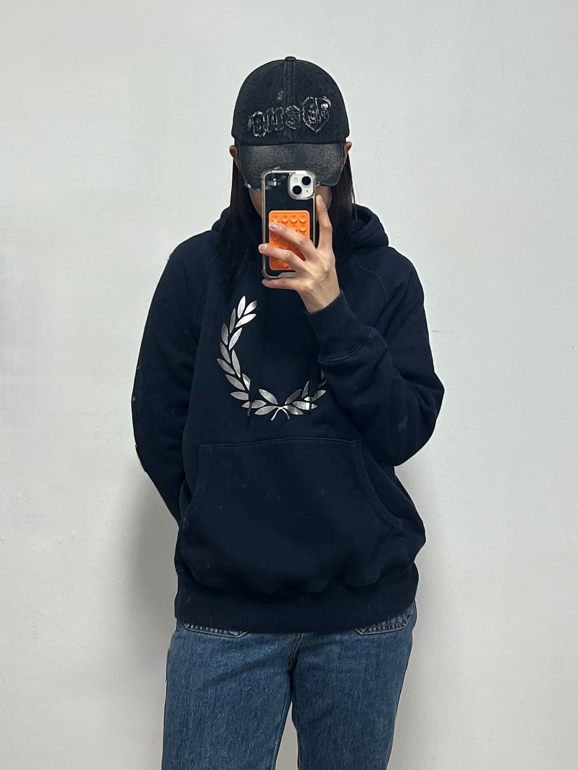 프레드페리 월계수 빅로고 후드티 네이비 상품이미지1