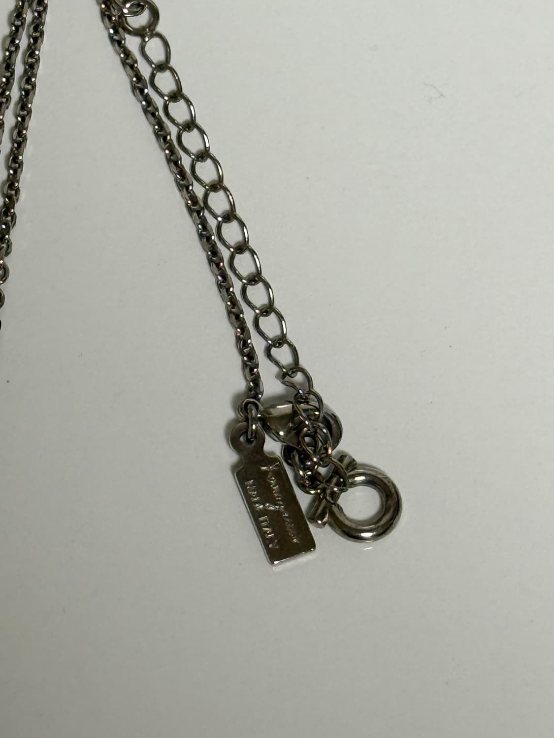 페라가모 간치니 블랙 드롭 목걸이 상품이미지2