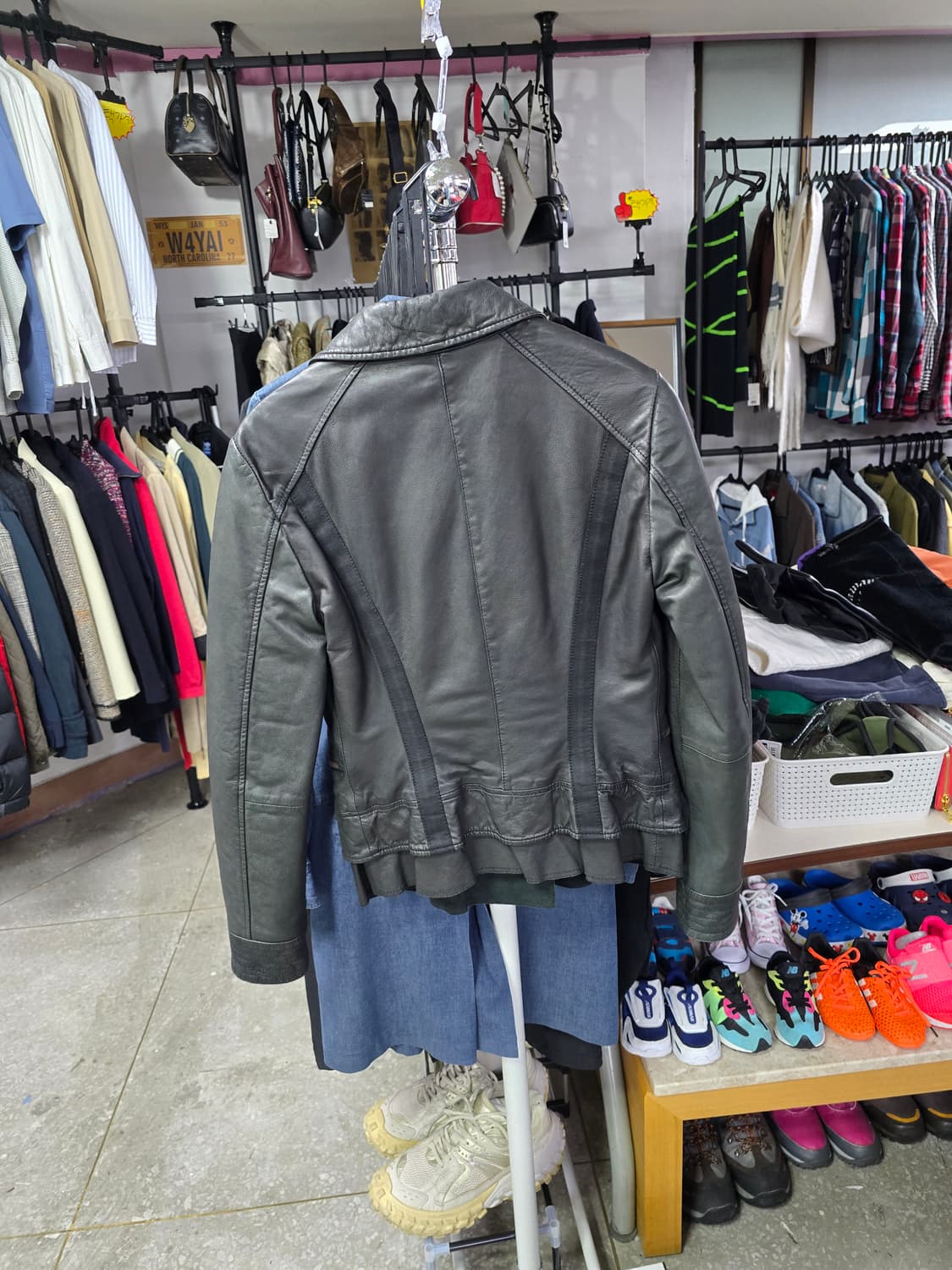 엠포리오 아르마니 블랙 가죽 라이더 자켓 (1237) 상품이미지2