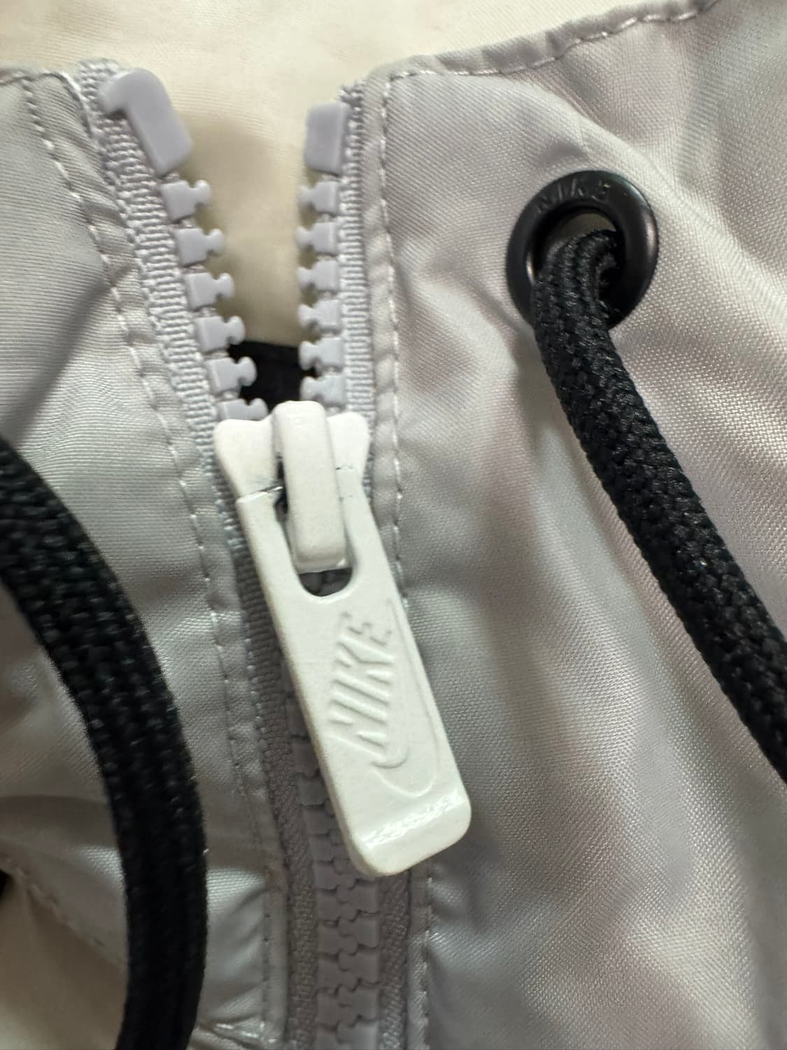 나이키 바람막이(L사이즈) 상품이미지4