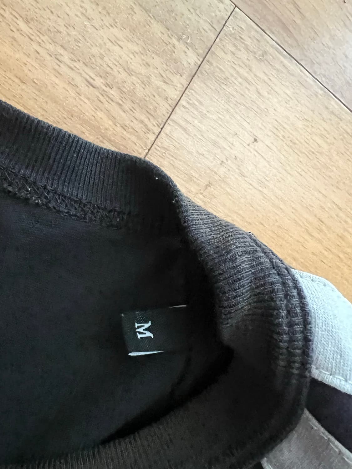 디젤 반팔티 m 상품이미지4