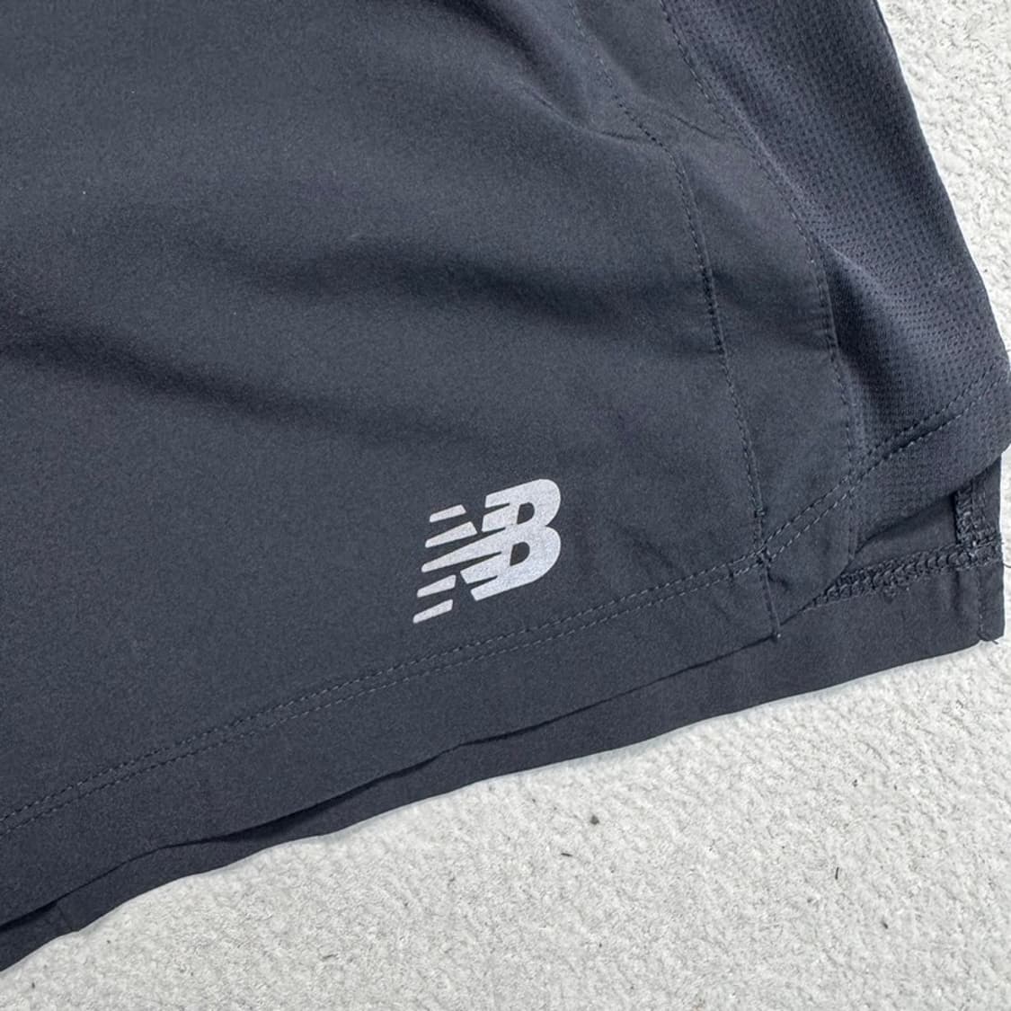 NEW BALANCE RC 5인치 우븐 러닝 쇼츠 L 상품이미지2