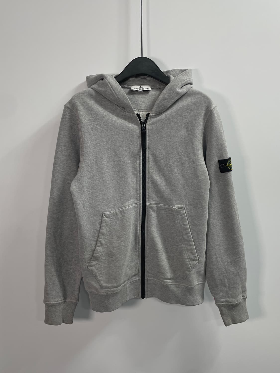 스톤아일랜드 주니어 후드집업 (on.29) 상품이미지1