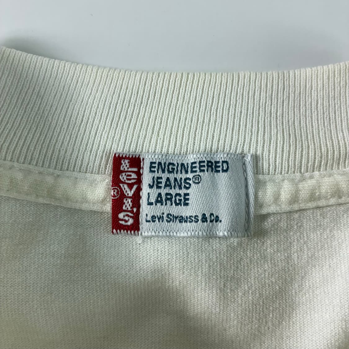 Levi's  리바이스 레드탭 홀로그램그래픽 티셔츠  상품이미지8