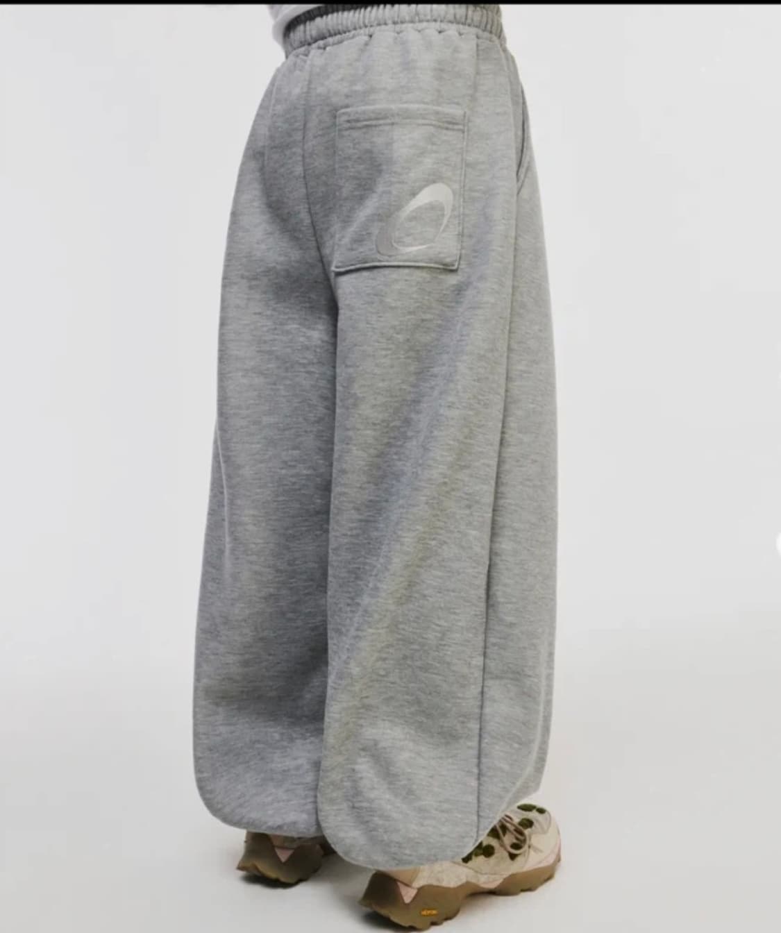 스켈리웩 회색 와이드 스웨트 팬츠 m사이즈 판매합니다 (기모) 상품이미지2