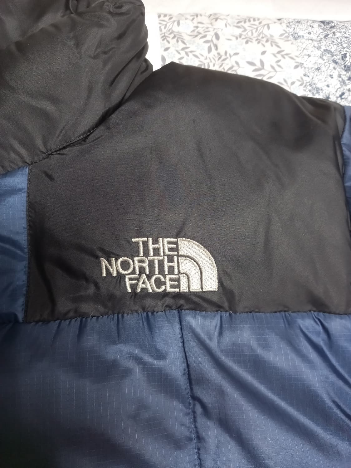 노스페이스 로체 구스패딩      95(실용95~100) 상품이미지2