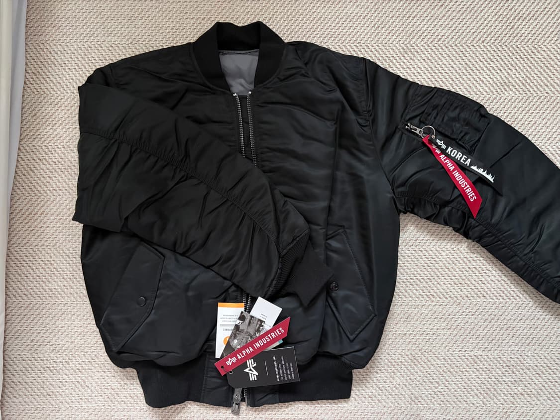 알파인더스트리 MA-1 플라이트 자켓 블랙(건메탈라이닝) 상품이미지1