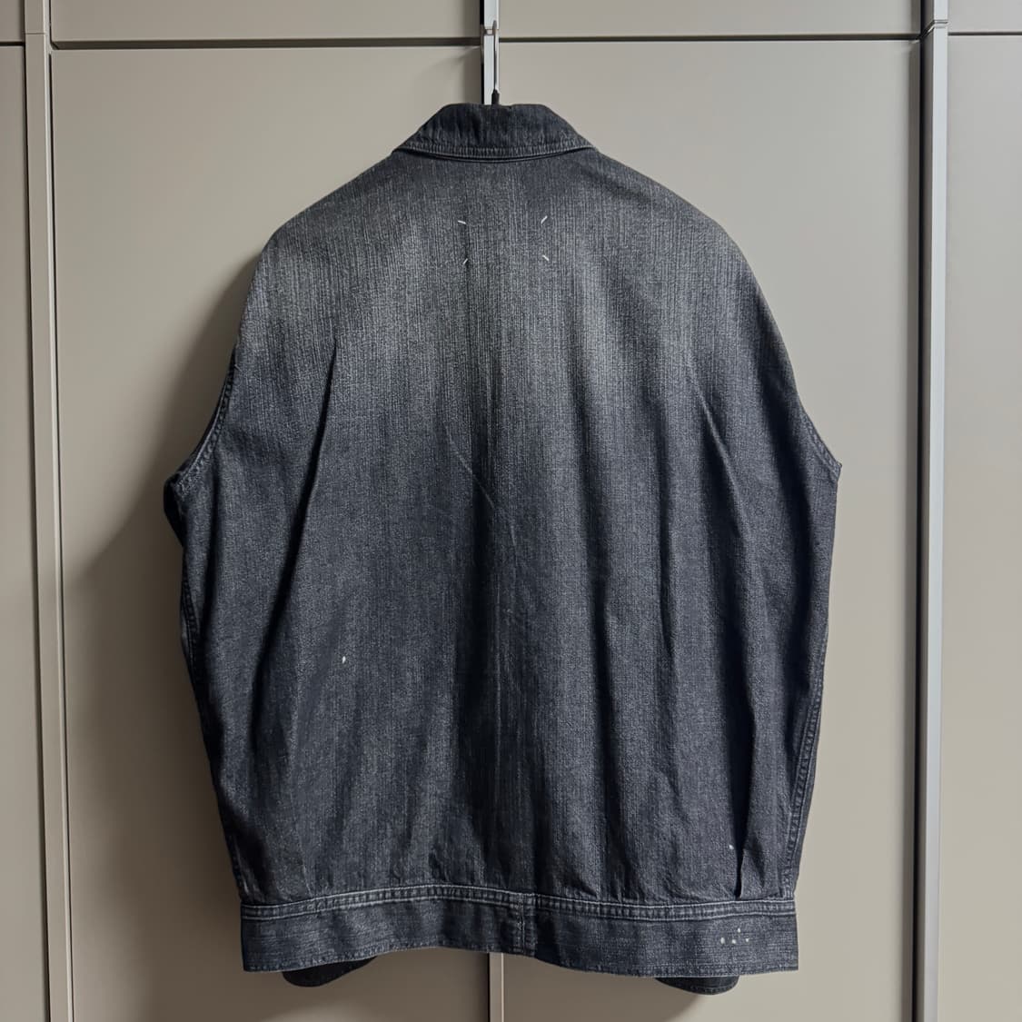 메종 마르지엘라 스톤워시 페인팅 데님 재킷 50 사이즈 상품이미지2
