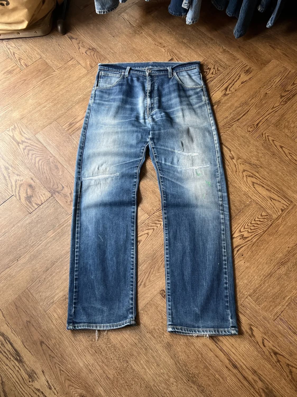 [33]리바이스 유럽 00515-8401 하드 페이딩 데님 팬츠 상품이미지1