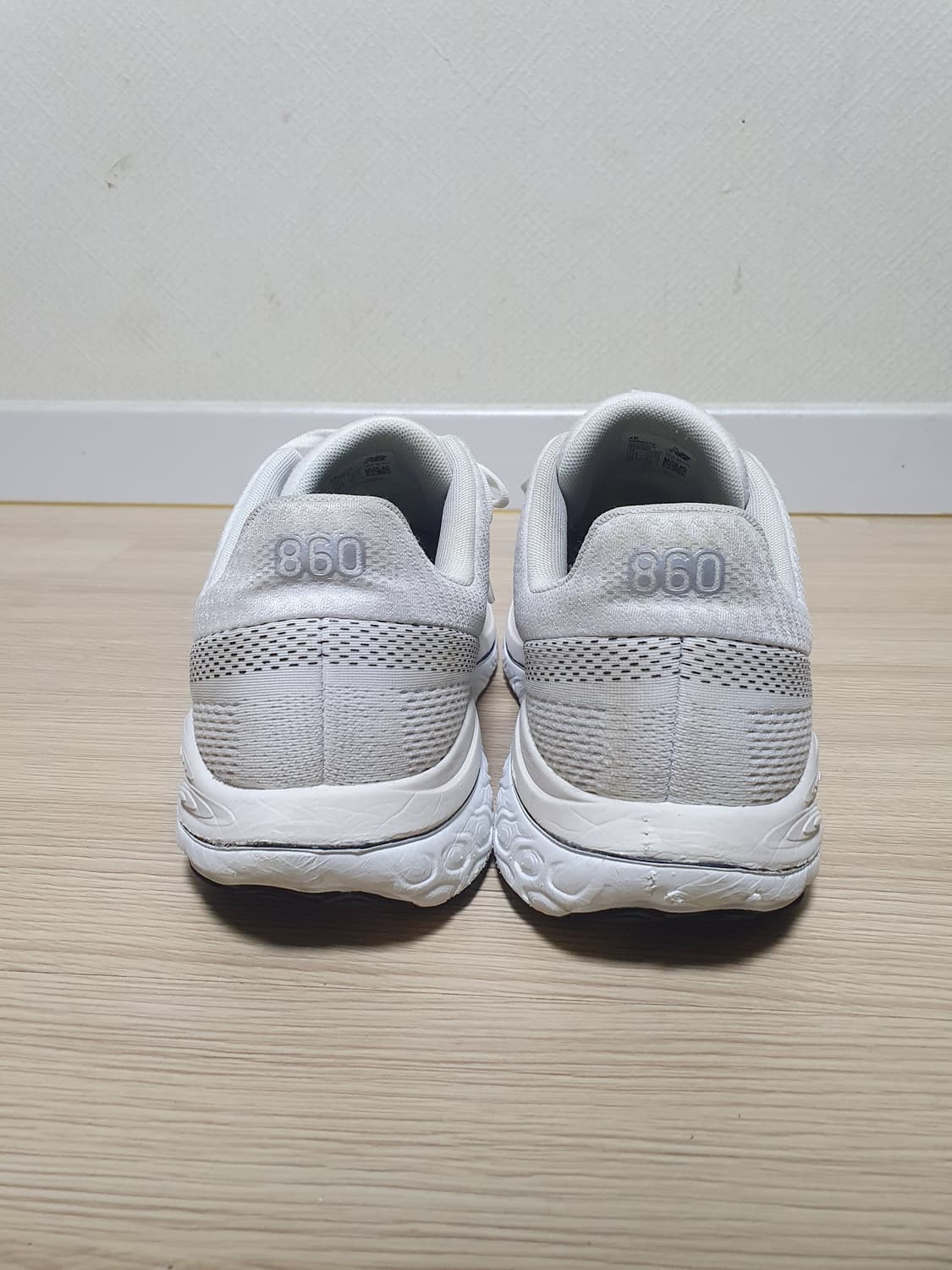 뉴발란스 860 프레쉬폼 운동화 300 상품이미지5