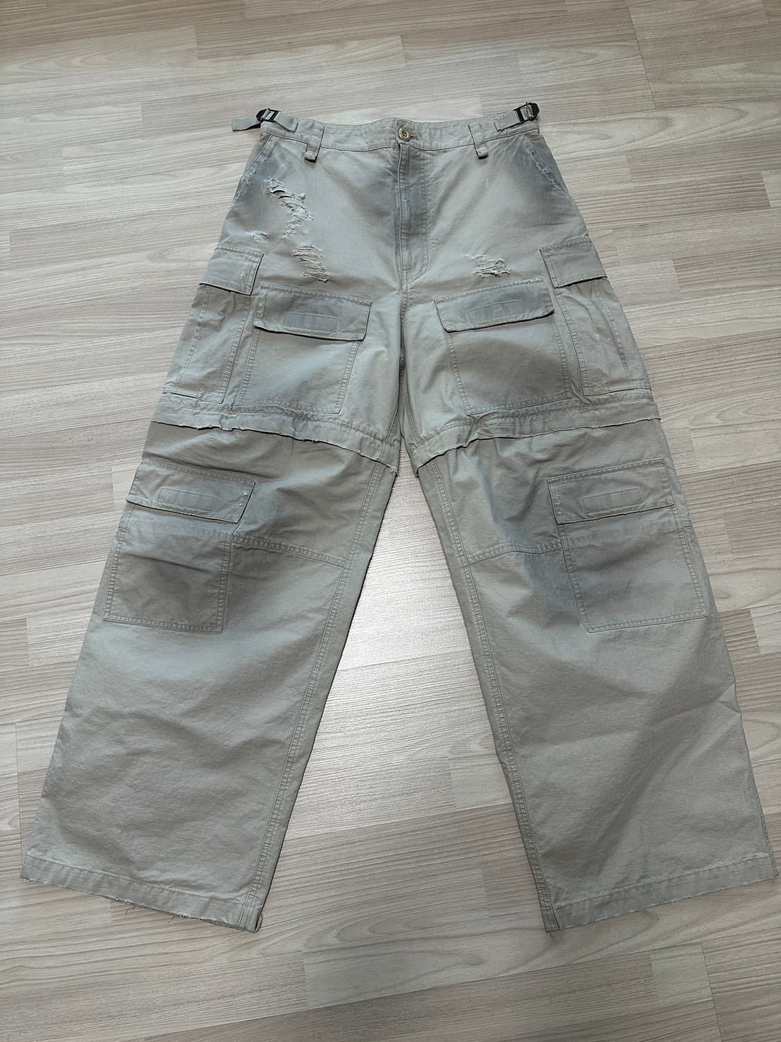 [46] 발렌시아가 가드로브 립스탑 카고 팬츠 상품이미지2