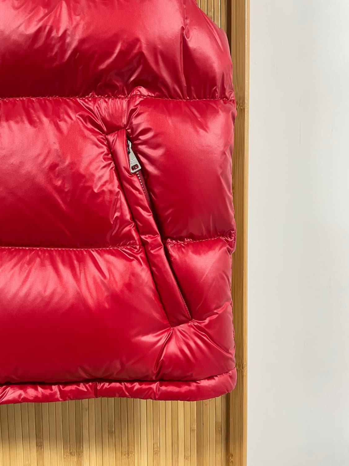 새상품 프라다 리나일론 패딩 조끼 다운 베스트 상품이미지4