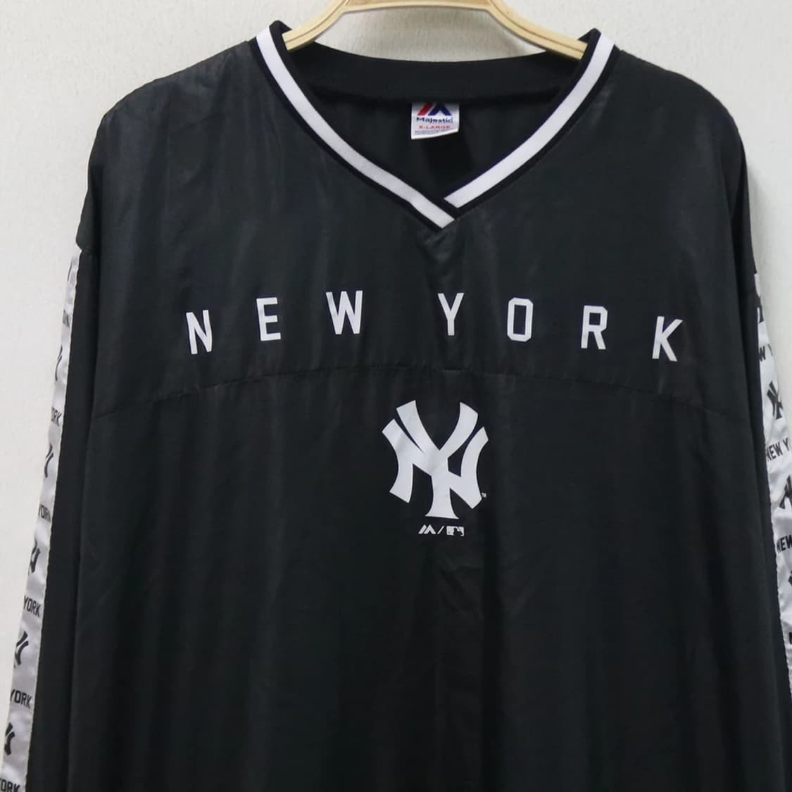 MAJESTIC 브이넥 맨투맨 66834 상품이미지3