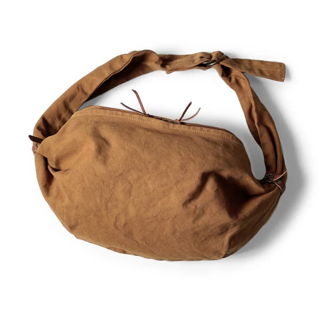 캐피탈 No. 6 캔버스 스너프킨 백 상품이미지1