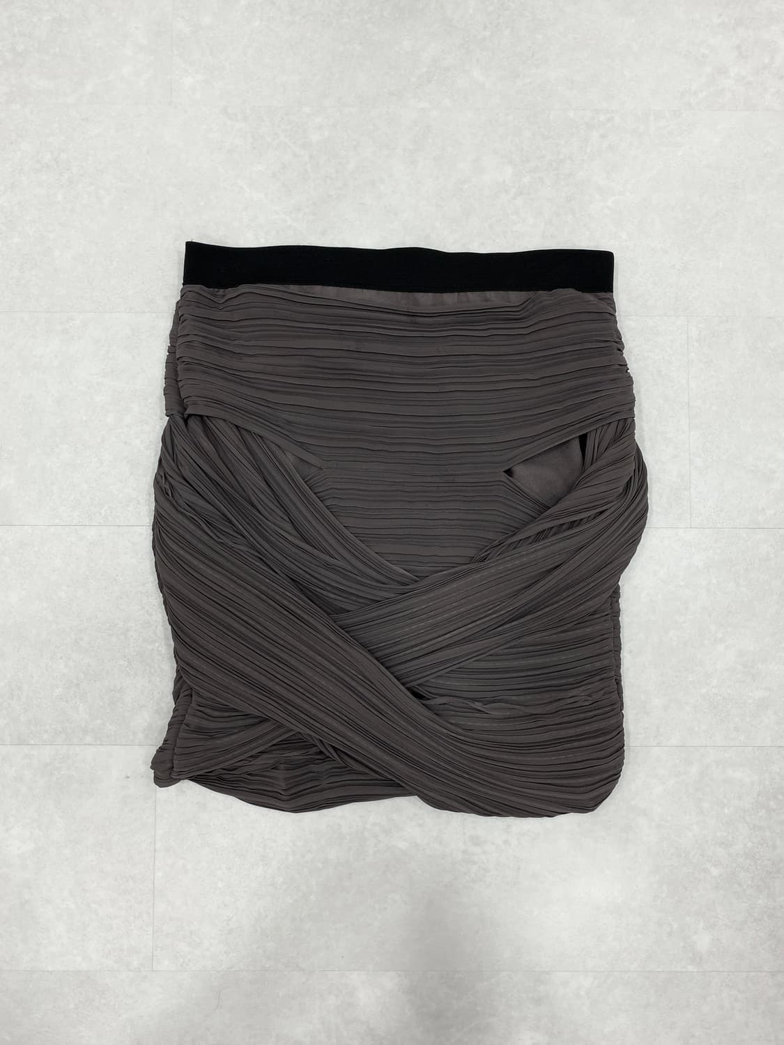 Glossy Pleated Drape Skirt 상품이미지3