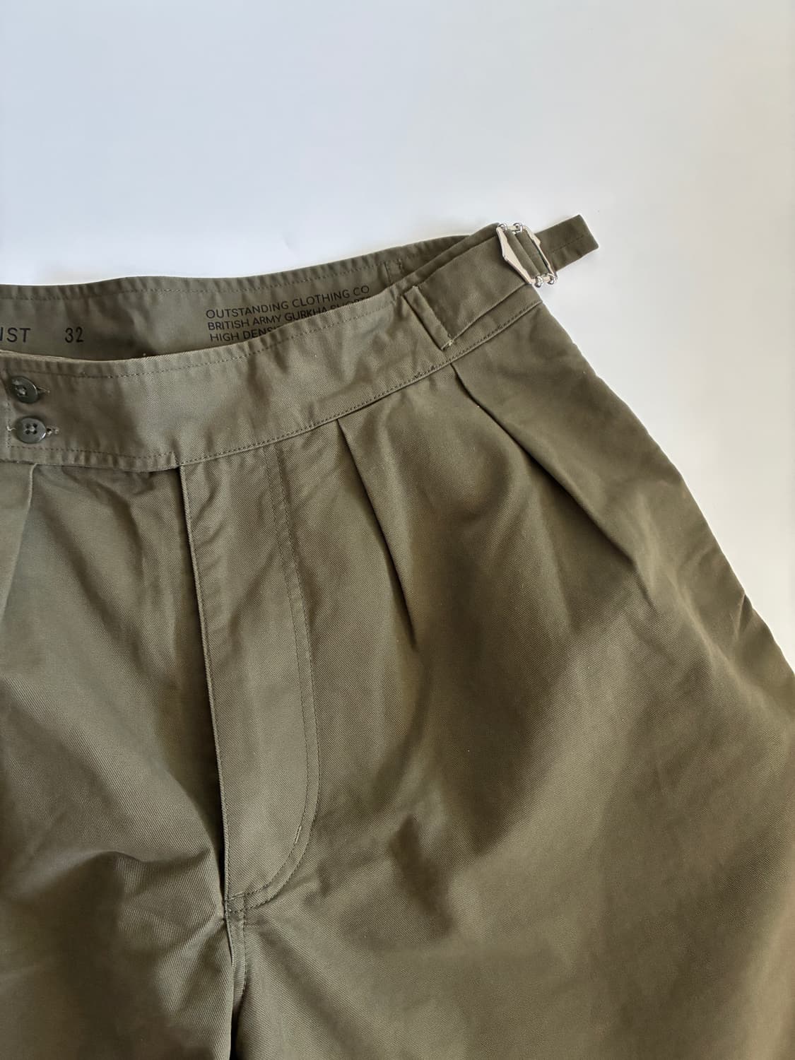 아웃스탠딩 투턱 구르카 쇼츠 상품이미지3