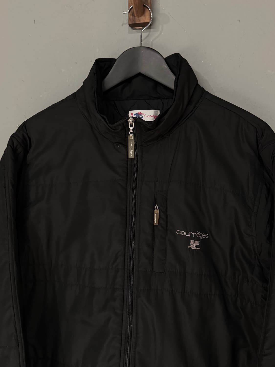 Courreges 꾸레쥬 블랙 푸퍼자켓 상품이미지2