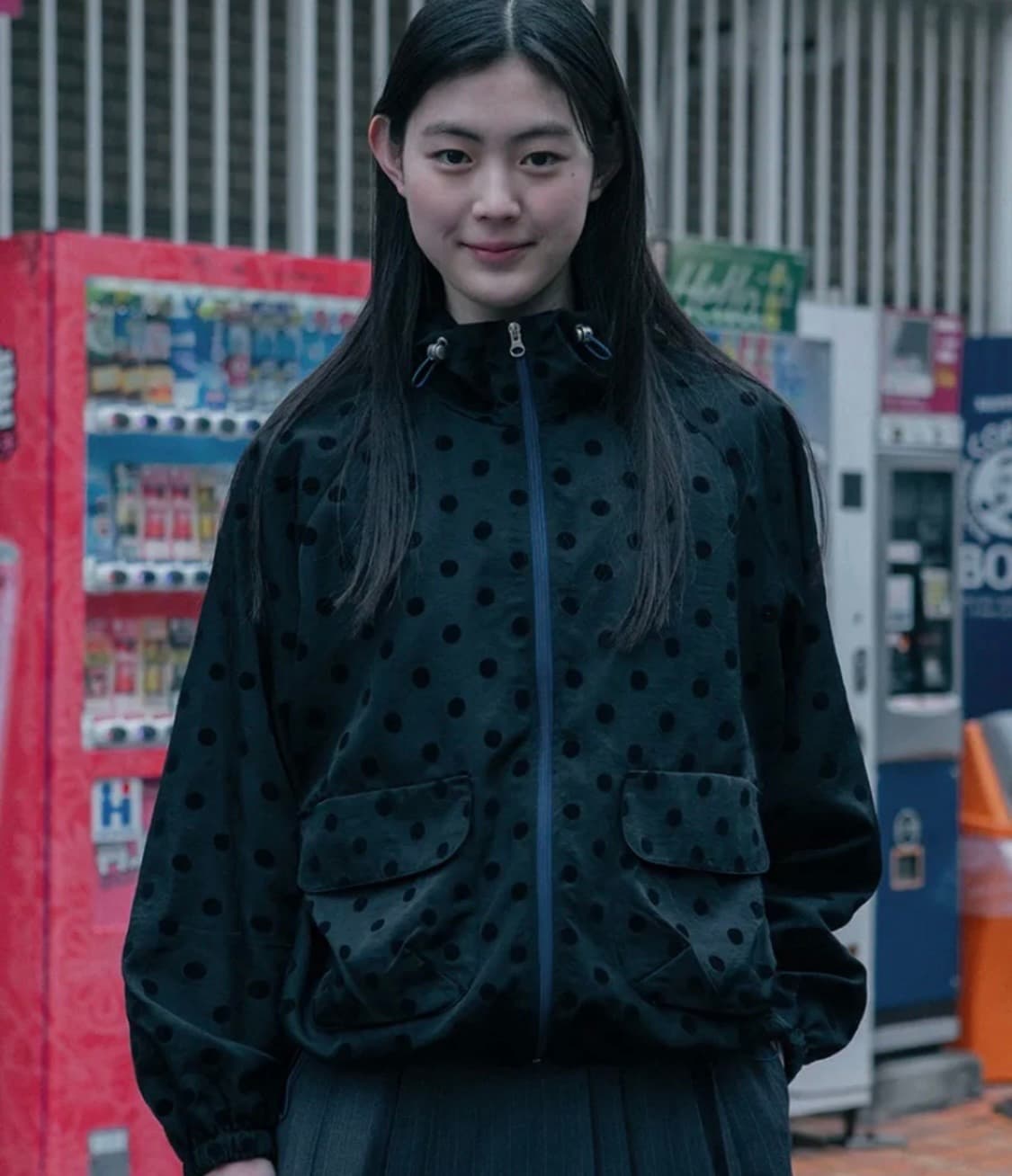 오헤시오 도트 프릴 바람막이 상품이미지1