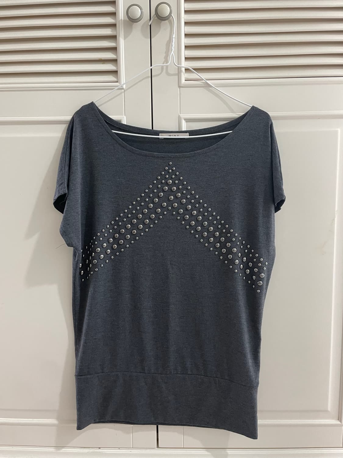 MIXT stud top 상품이미지1