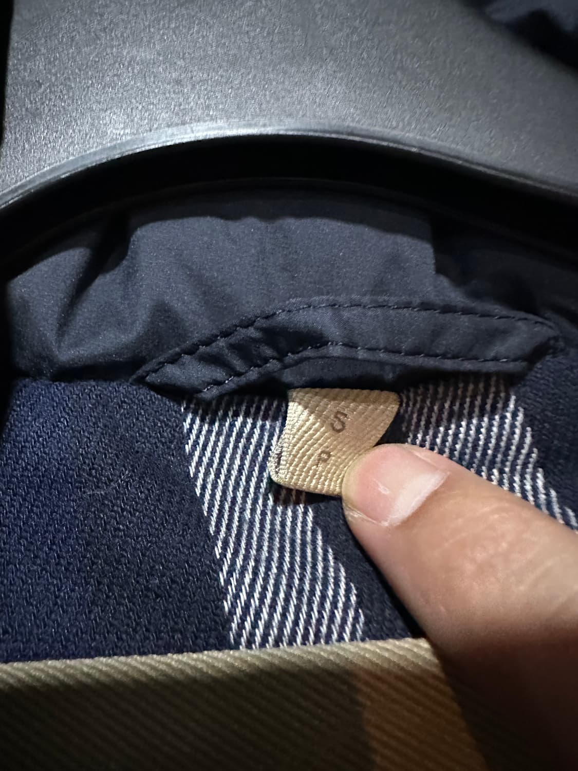 버버리 블랙 남성롱패딩 100사이즈 상품이미지6