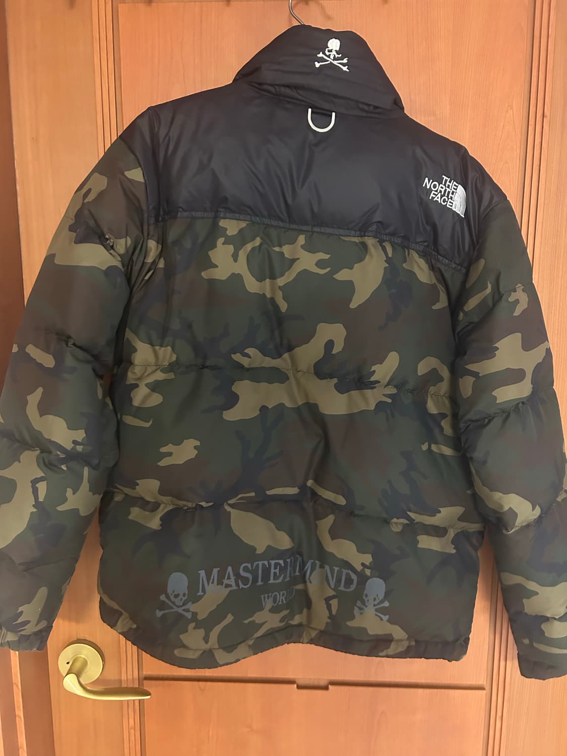 마스터마인드 X 노스페이스 카모 패딩 자켓 상품이미지2
