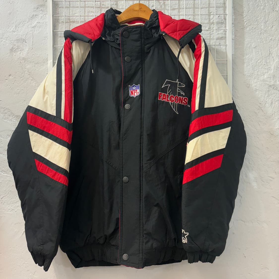 NFL X 스타터 90s 올드스쿨 애틀랜타 팰컨스 패딩 자켓 L 상품이미지2