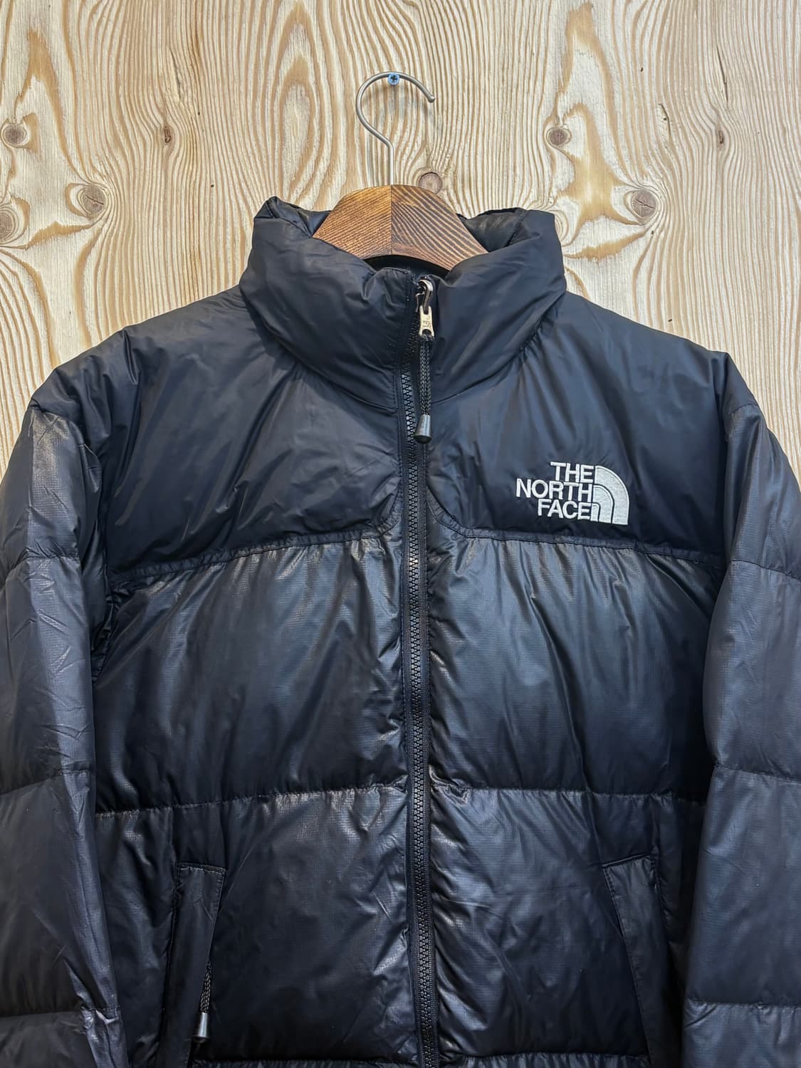 노스페이스 센터로고 눕시 패딩 상품이미지4