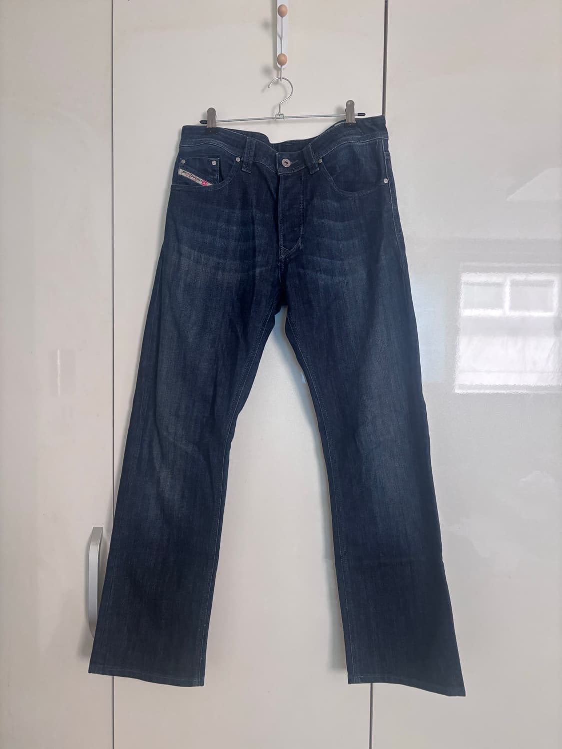 Diesel 부츠컷 데님팬츠 상품이미지1