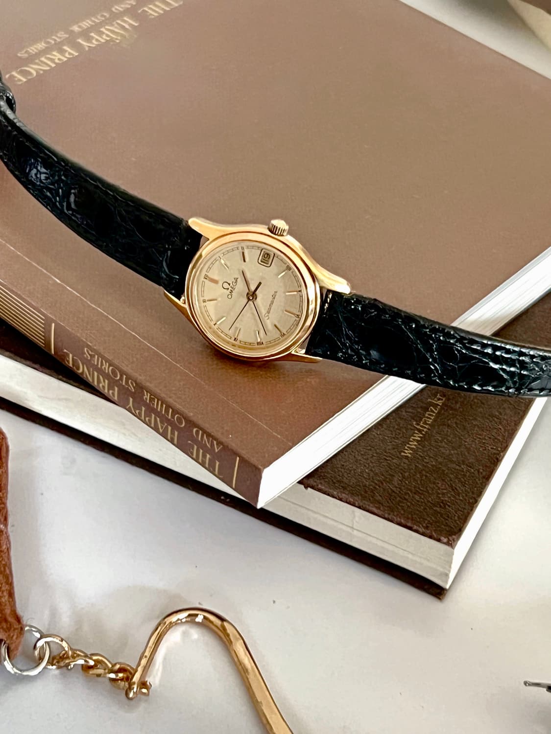 OMEGA 오메가 씨마스터 여성용 시계(23mm / 골드 텍스처 상품이미지1