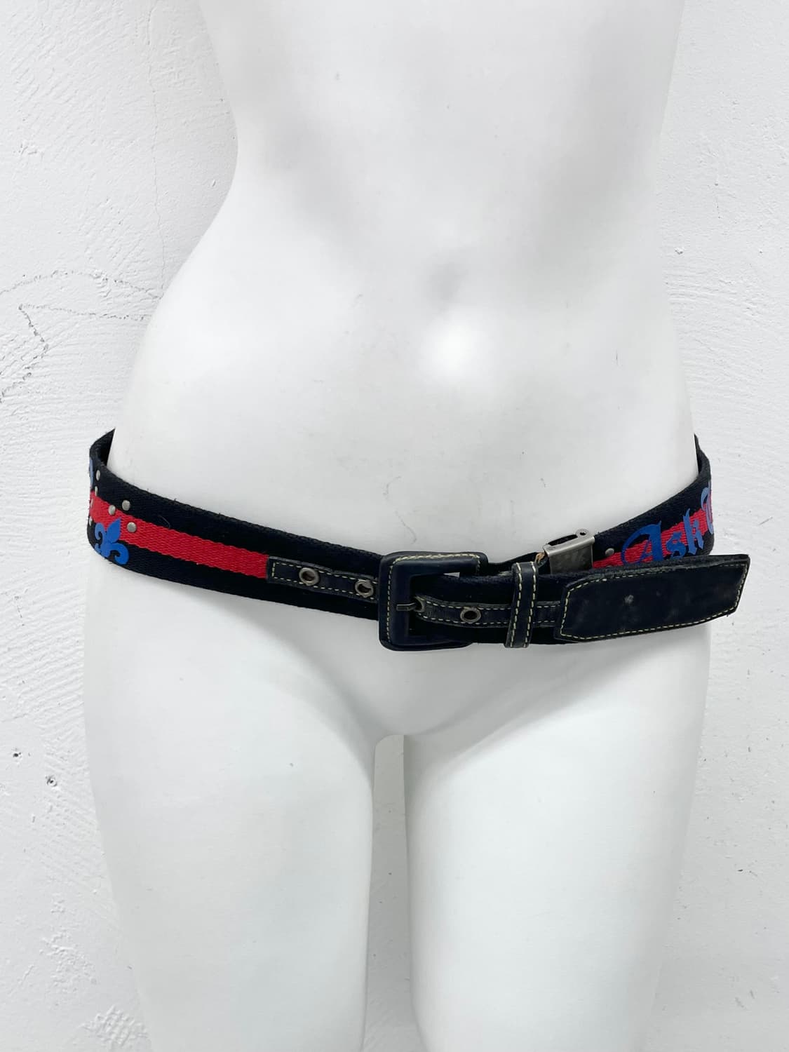 y2k 레터링 스터드 펀칭 버클 벨트 상품이미지3