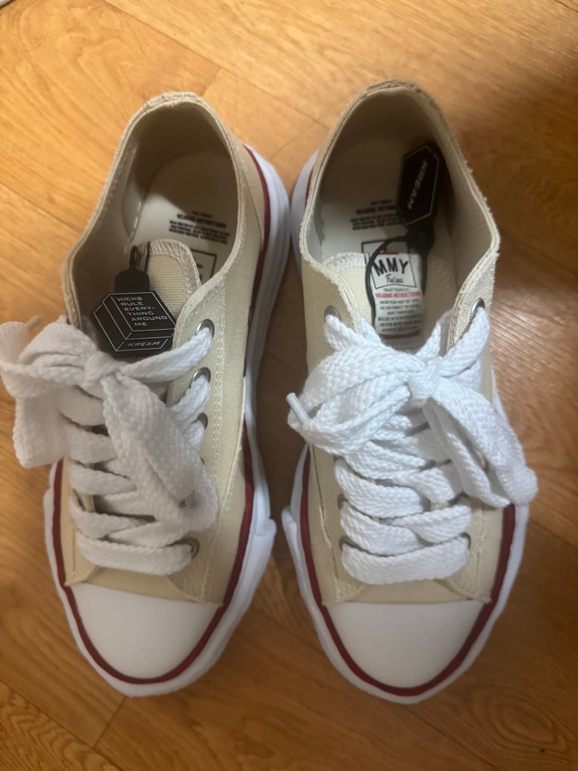 메종 미하라 야스히로 피터슨 OG 솔 캔버스 로우탑 스니커즈 내츄럴 상품이미지2