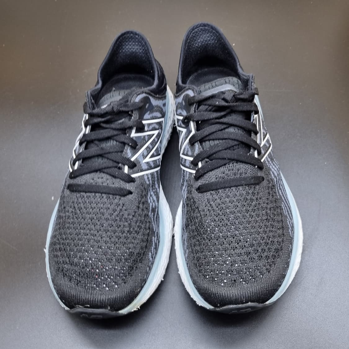 뉴발란스 프레쉬 폼 1080 런닝화230 상품이미지2