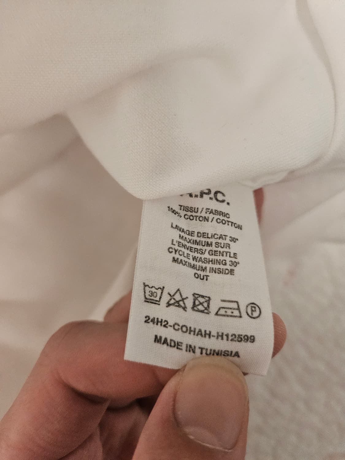 APC(아페쎄) 로고 화이트 셔츠 XXL 사이즈 판매합니다(최종가) 상품이미지3